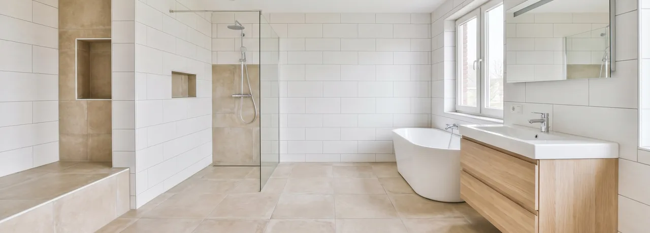 Wij zijn Allround Tegelzetters en wij maken Badkamer afschot tegelwerk in heel Nederland, zodat je geen plassen krijgt. Water loopt snel naar douchegoot of vloerput.&hellip;